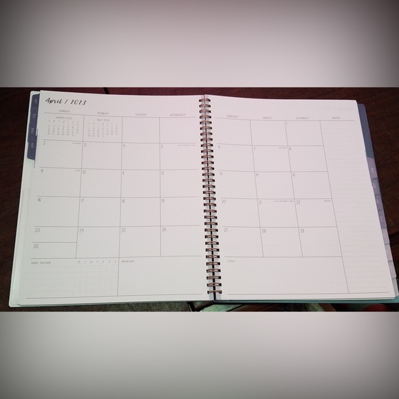 2023 weekly/monthly planner - Picture 5 of 7